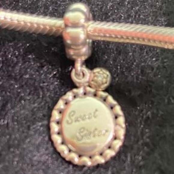 Pandora Sweet Sister Dangle Charm - Picture 1 of 3